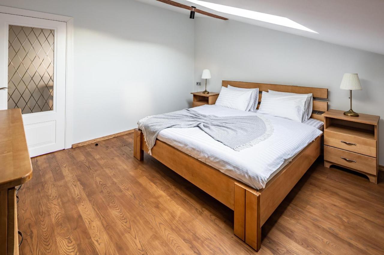 Romari Apartment Вірменська Lviv Bagian luar foto