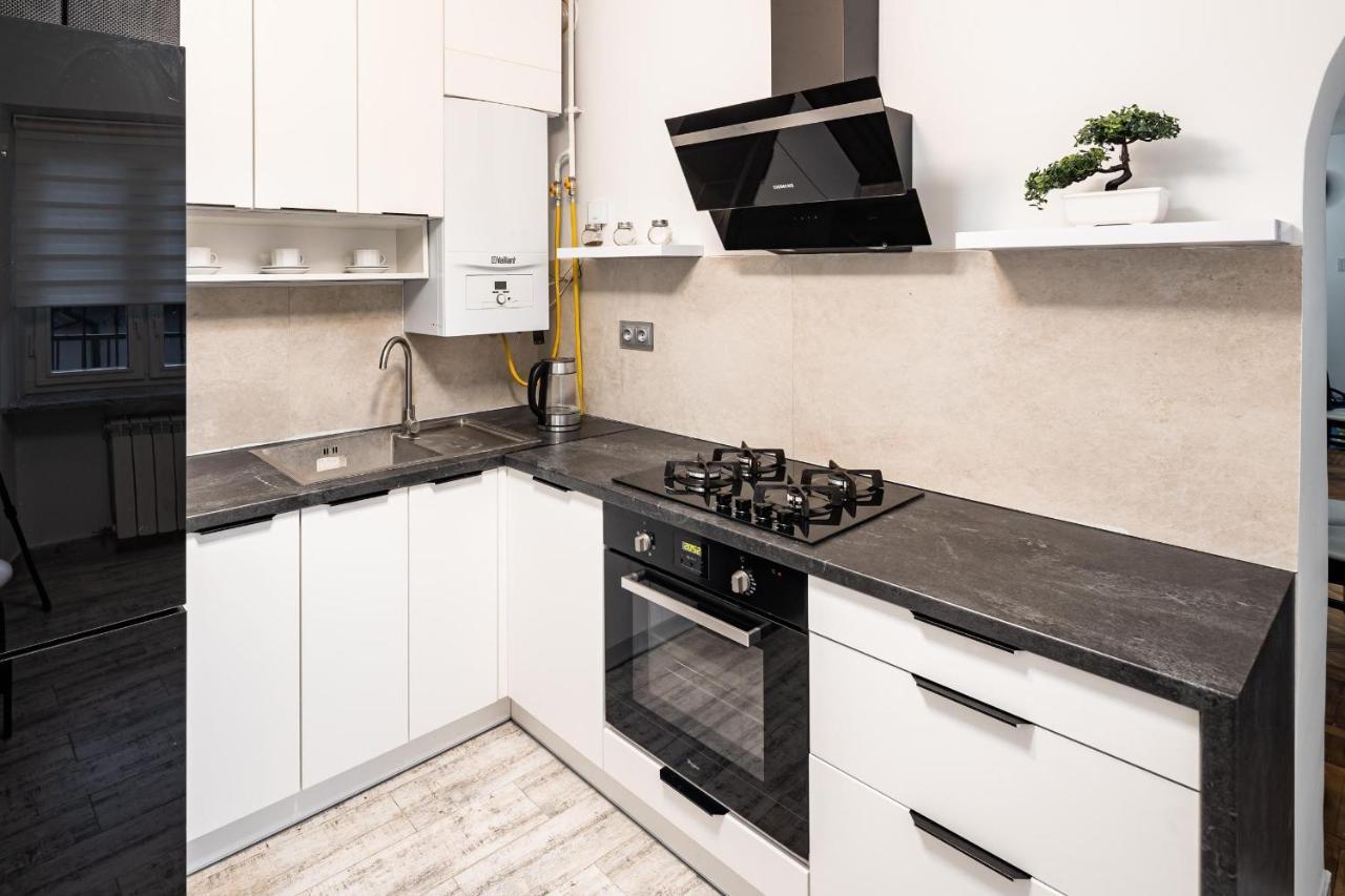 Romari Apartment Вірменська Lviv Bagian luar foto